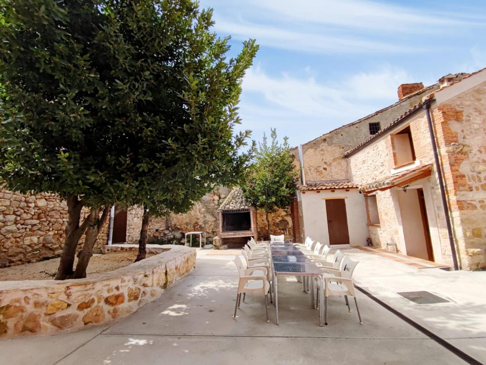 Alojamiento Turistico Los Laureles Segovia Buitenkant foto